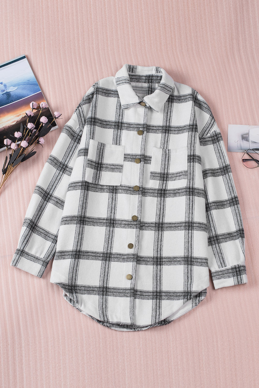 Black Casual Plaid Pattern Buttoned Shirt Shacket with Slit