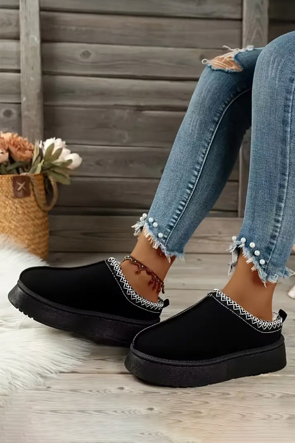 Black Suede Contrast Print Round Toe Plush Lined Flats