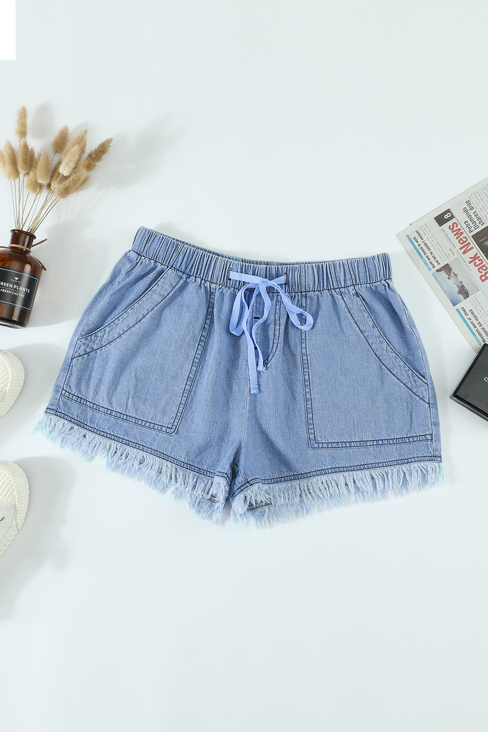 Light Blue Casual Frayed Pocketed Denim Shorts